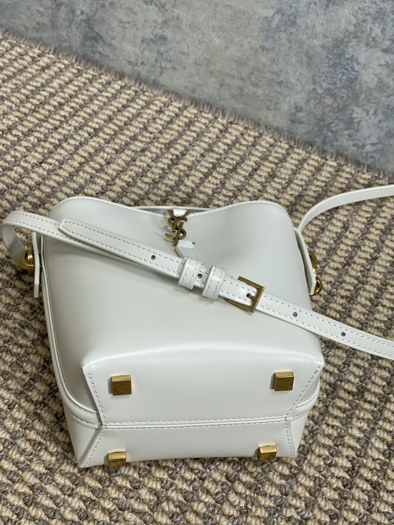 Y51 top handle bags